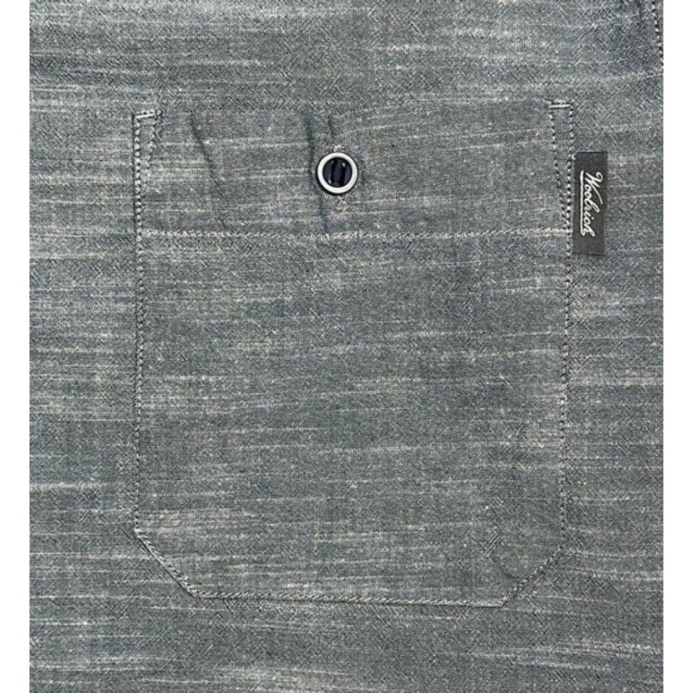 Woolrich Men's M Gray Chambray 2 Pocket Short Sleeve Button Down Shirt - Picture 5 of 5